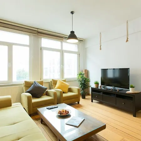 Great 5 Min Taksim Square *