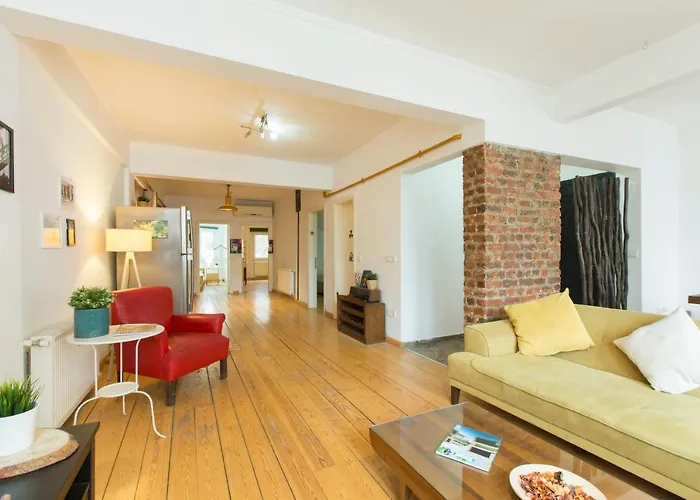 Great 5 Min Taksim Square Apartment *