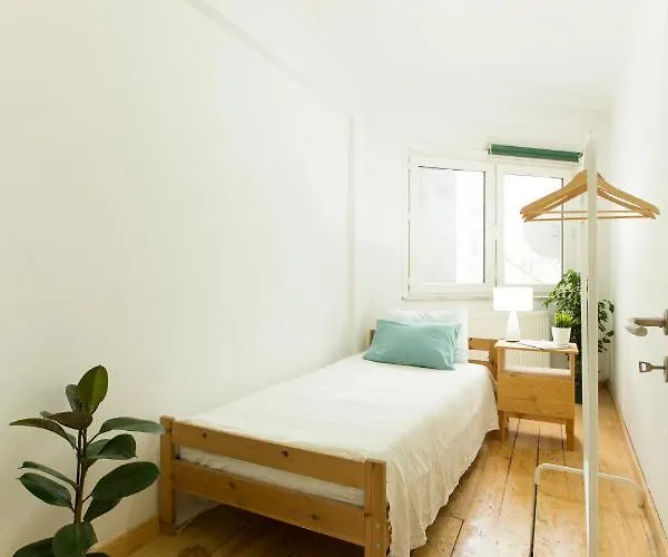 Great 5 Min Taksim Square Apartment *